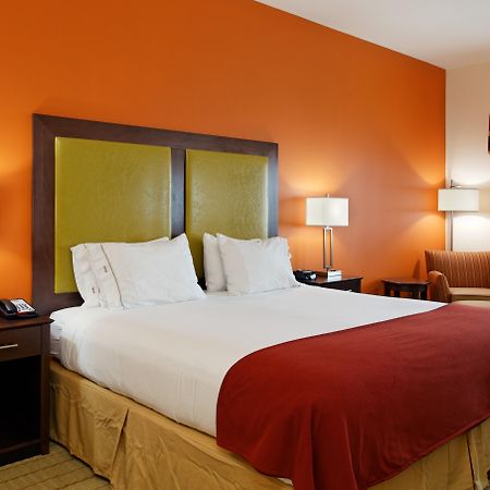 Holiday Inn Express Florence Northeast By Ihg Bilik gambar