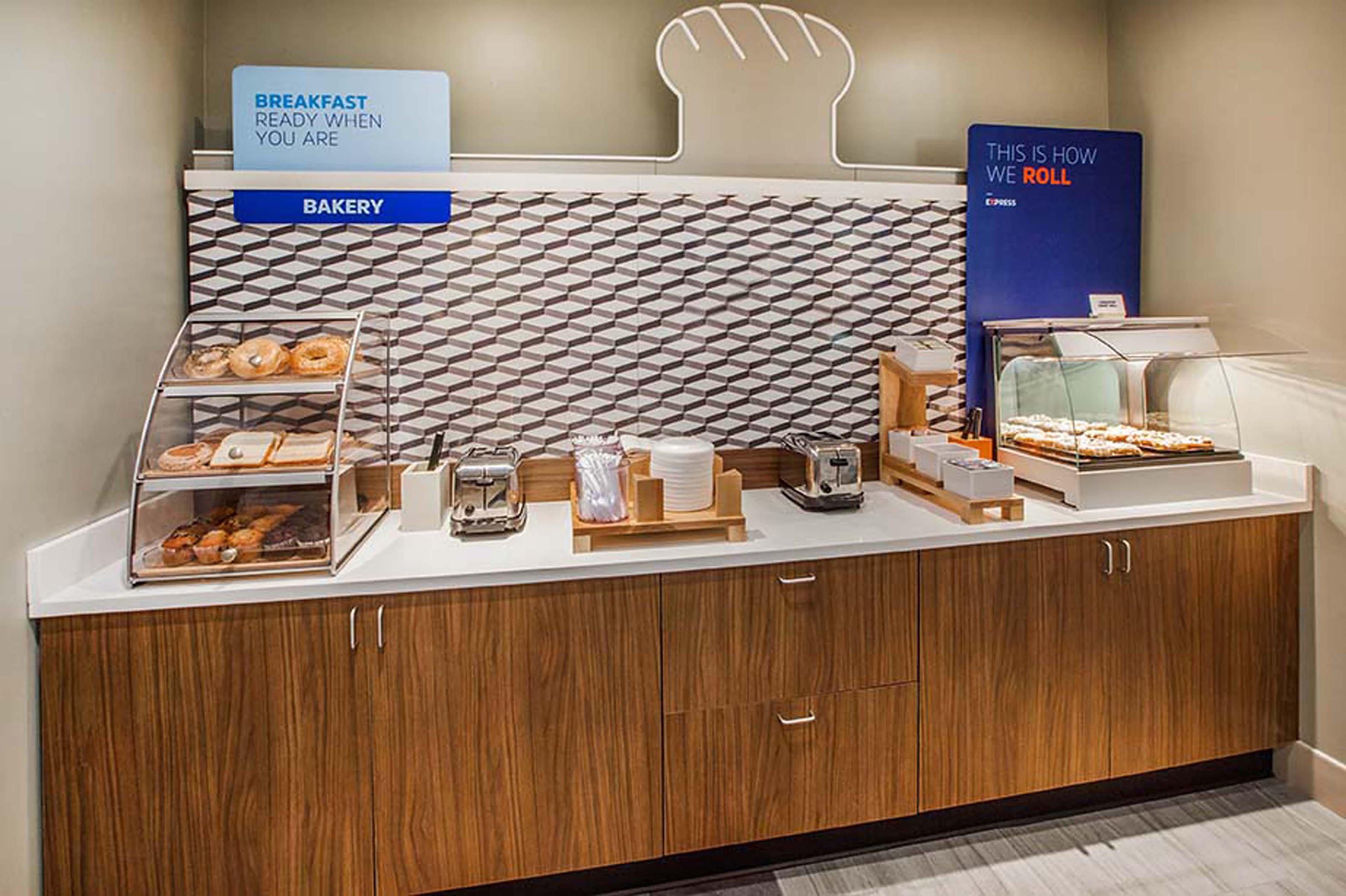 Holiday Inn Express Florence Northeast By Ihg Luaran gambar